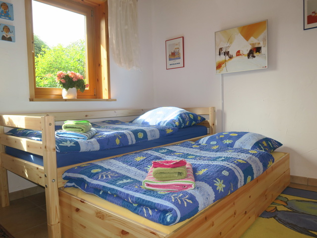 Kinderzimmer mit Ausziehbett